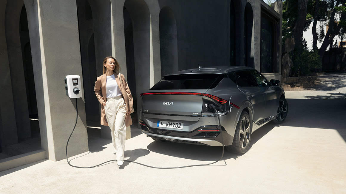 Kia EV6 Exterieur Achterkant Opladen